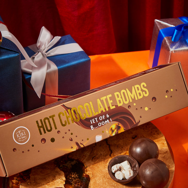 Hot Chocolate Bombs - Set of 6 - Delicious Cocoa Bombs Filled with Marshmallows - 2 Flavors Caramel & Fudge Brownie Candy - Classic Milk Chocolates Cocoa Bomb Gift Set - Delicious Gifts