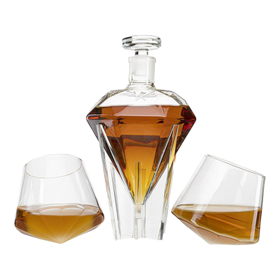 The Wine Savant Diamond Whiskey Decanter l With 2 Diamond Glasses Decanter Set, Diamond Wine Glass Holding Base With 2 Diamond Glasses Liquor, Scotch, Rum, Bourbon, Vodka, Tequila