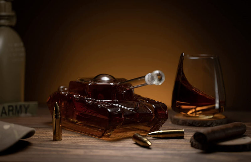 Tank Whiskey Decanter by The Wine Savant - Army Gifts for Men - Glass Tank Gift - Bourbon and Scotch Decanter - Military Veteran Gifts - 1000ml