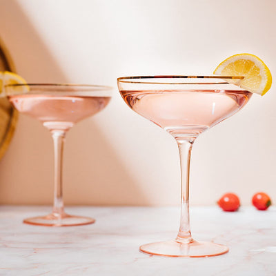 The Wine Savant Colored Blush Pink & Gilded Rim Coupe Glass, Large 9oz Cocktail & Champagne Glasses 2-Set Vibrant Color Short Gold Vintage Tumblers, No Stem Margarita, Glassware Gift Idea (Coupe)