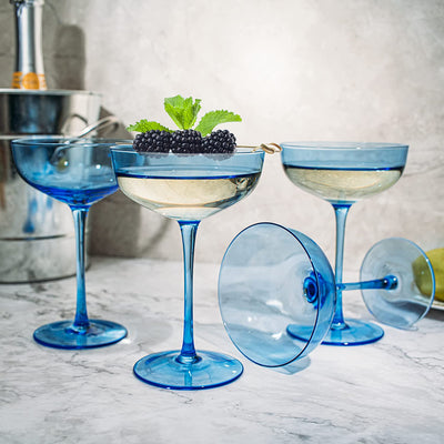 The Wine Savant Colored Coupe Glass | 7oz | Set of 4 Colorful Champagne & Cocktail Glasses, Fancy Manhattan, Crystal Martini, Cocktails Set, Margarita Bar Glassware Gift, Vintage (Blue)
