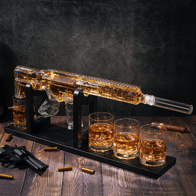 (EU ONLY) AR15 Gun Whisky-Dekanter-Set mit Whiskey-Kugelkühlern – Limited Edition Eleganter Rifle Gun Whisky-Dekanter mit 6 Whiskey-Edelstahl-Kugelkühlern und 4 Bullet-Whiskygläsern