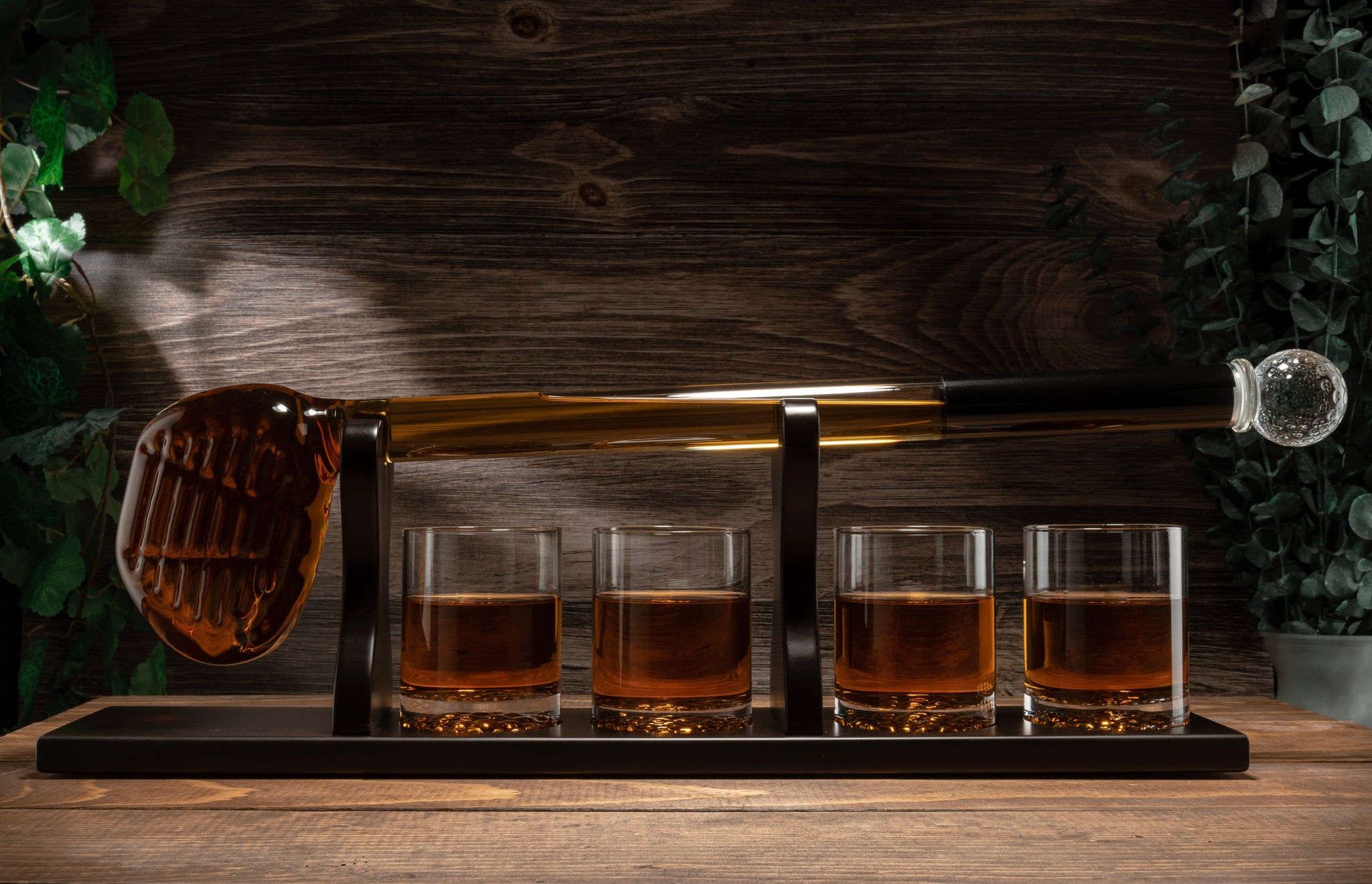 Golf Whiskey Decanter and 4 Liquor Glasses – The Wine Savant Golf Whiskey Decanter and 4 Liquor Glasses – The Wine Savant